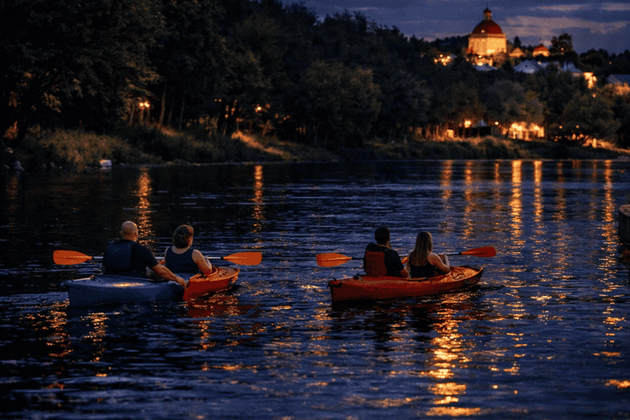 Vilnius: Kajaktour bei Sonnenuntergang im Regionalpark Verkių. Foto: GetYourGuide Vilnius: Kajaktour bei Sonnenuntergang im Regionalpark Verkių. Foto: GetYourGuide