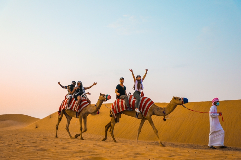Dubai: Stadtrundfahrt mit Al Marmoom Desert Dinner und ShowSharing Combo: Dubai City Tour & Al Marmoom Desert Dinner