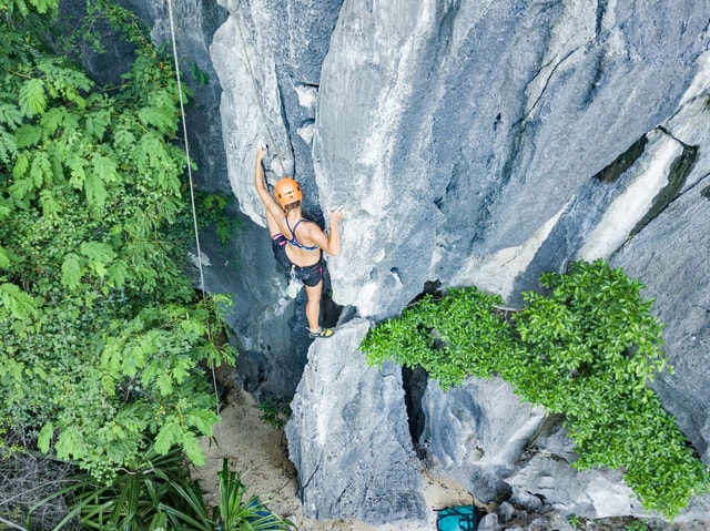 Cat Ba: Moody Beach Guided Top Rope Rock Climbing Tour