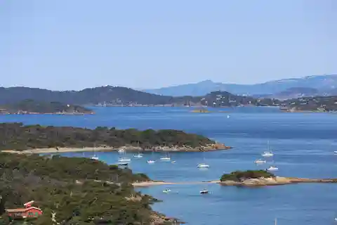 SEAYOU ESCAPE Porquerolles: escursione in semi-rigida ODYSSEE