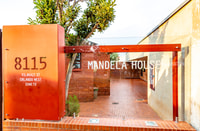 Soweto, Hop-On Hop-Off Bus, Stadtrundfahrt und Apartheid Museum - Hizvo