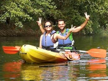 Tarragona: Ebro River Guided Kayaking Tour to Miravet