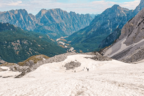 Albanische Alpen : Komani See , Valbona , Thethi