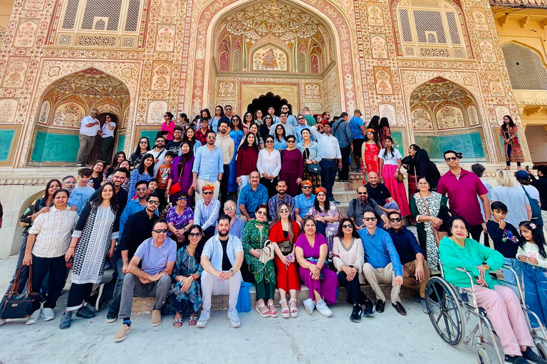 Delhi to Jaipur: Private Day Tour with Local Guide Tour with all Inclusive