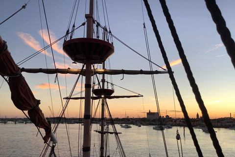 St. Augustine: Crociera tropicale al tramonto Black Raven