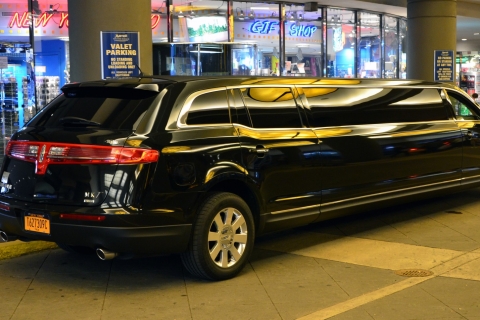 New York Airports Luxury Arrival or Departure Transfers Newark (EWR) via Limousine