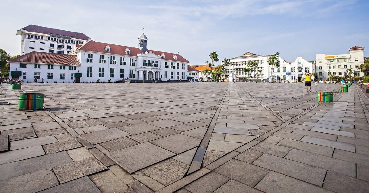 Jakarta Tour The Old Town Batavia Tour GetYourGuide