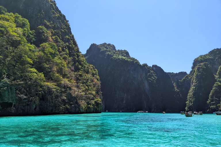 Koh Lanta: Speedboat Tour to Phi Phi with Maya Bay & Lunch From Koh Lanta: Speedboat Tour to Phi Phi with Snorkel