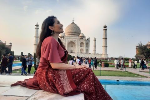 Van Jaipur: Taj Mahal-tour op dezelfde dag & transfer naar DelhiAll-inclusive - auto, gids, lunch, ingang monumenten