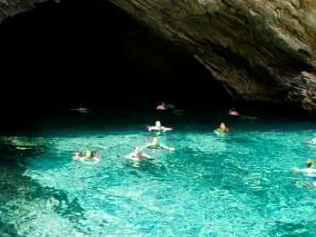 Oludeniz: 6-Island Boat Trip with Swim Stops and Lunch