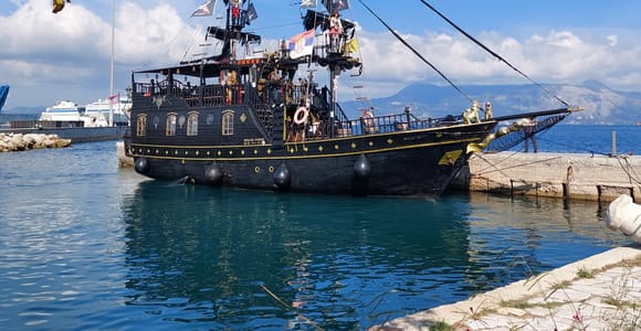 Corfu: Pirate Ship Coastal Cruise with City Views