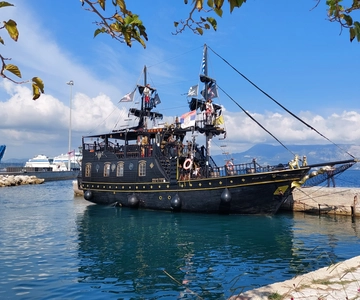 Corfu Stad: Kustrondvaart met een piratenschip