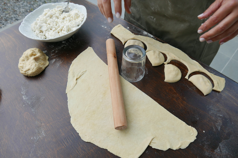 Cours de cuisine crétoise traditionnelle de ChrysoulaCours de cuisine crétoise traditionnelle Chrysoulas