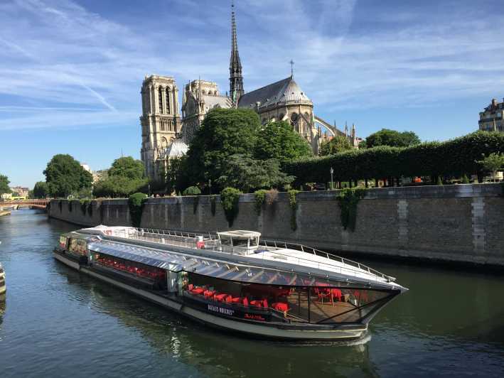 Paris : Croisière touristique sur la Seine avec dîner de 4 plats