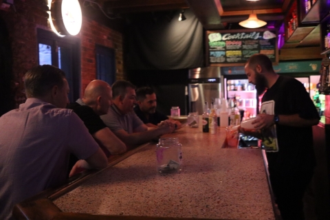 Nowy Orlean: Spooky Ghost i Haunted Pub Crawl PartyGrupa Spooky Ghost Crawl w Nowym Orleanie
