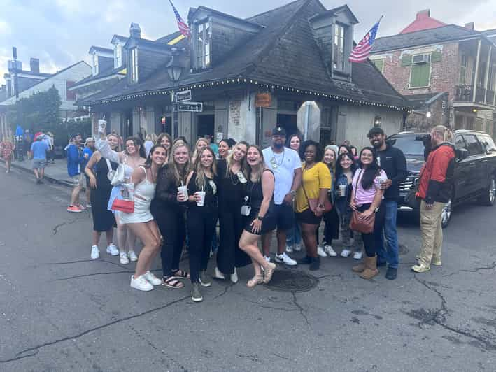 new orleans ghost tour bar crawl