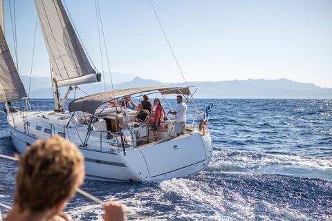 Héraklion : Excursion en voilier l'après-midi vers l'île de Dia avec repasCroisière en voilier avec point de rencontre