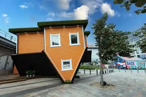 Upside Down House Westfield White City Bilet wstępu