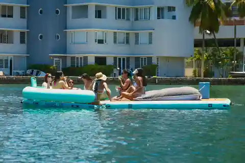 Condado: Aqua Deck Rental at Condado Lagoon