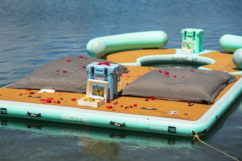 Condado: Aqua Deck-verhuur bij Condado LagoonAqua Deck van 2 uur bij de Condado-lagune