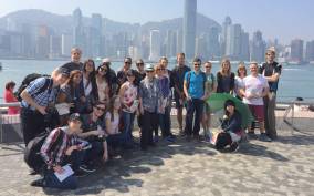 Hong Kong: City Highlights Guided Tour w/Entry Fees & Lunch