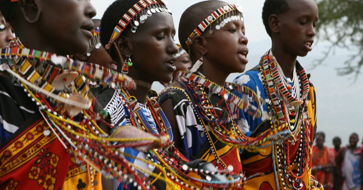 Nairobi: National Museum, Giraffe Center & Bomas Kenya Tour | GetYourGuide