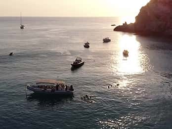 Tropea: Tour in barca al tramonto a Capo Vaticano con aperitivo
