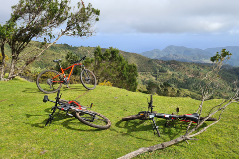 E-mountainbiketocht op Madeira!Privé e-mountainbiketour op Madeira!