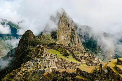 From Cusco: Luxury Machu Picchu Train Tour
