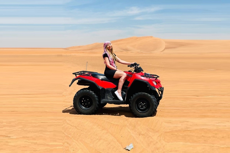 Ab Dubai: Abendliches Quad-Abenteuer in der Wüste mit BBQGruppen-Quad-Safari ohne BBQ-Dinner