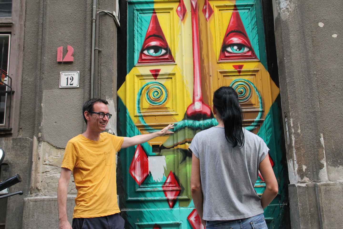 Budapest: Street Art Tour - Standard Option