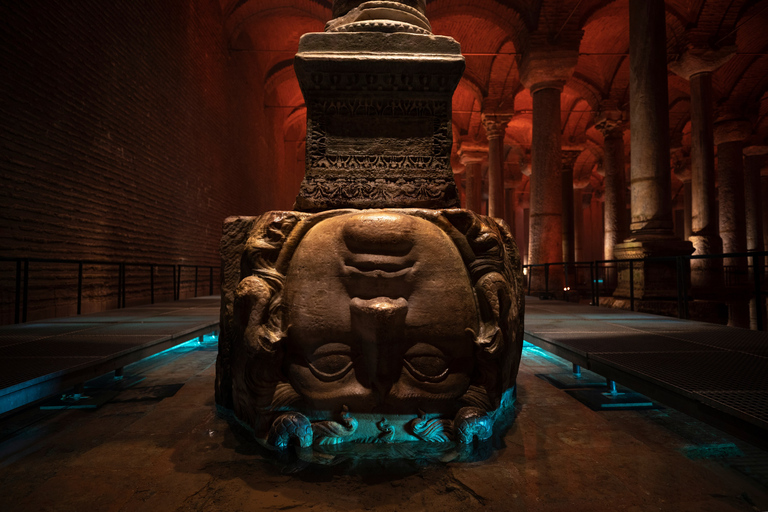 Istanbul: Basilica Cistern Walking Tour with Entry Ticket