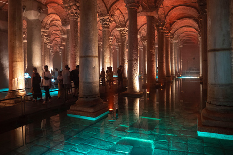 Istanbul : Visite guidée à pied de la basilique-citerneCircuit en petit groupe