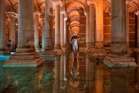 Istanbul: tour a piedi della Cisterna Basilica con biglietto d&#039;ingresso