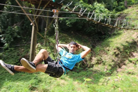 Roatan: Private Zip-Line Tour