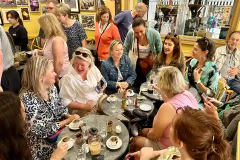 Athens: Greek Food Tasting and Market Walking Tour