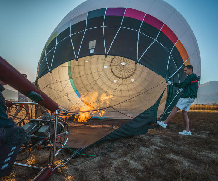 Heraklion: Sunrise Balloon Flight & Sunset Catamaran Cruise