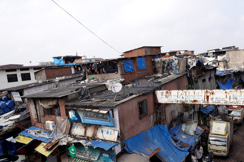 Visita a la barriada de Dharavi