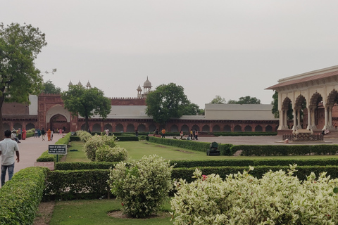 Sunrise Taj Mahal i Agra Fort Tour z Agry samochodemWschód słońca cud świata i Agra Fort Tour z Agry