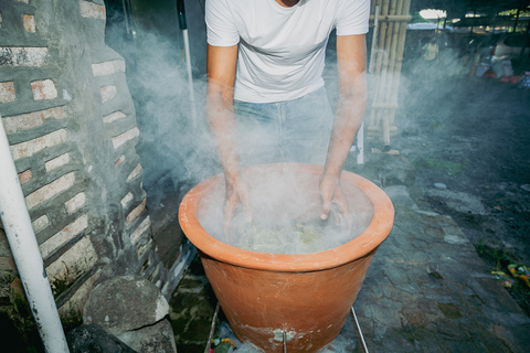 Bali Bites Food Tour with 15+ TastingsBali: Food Tour of Denpasar with Over 15 Tastings