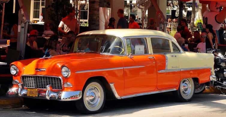 Award-winning Art Deco & History Walking Tour photo 8