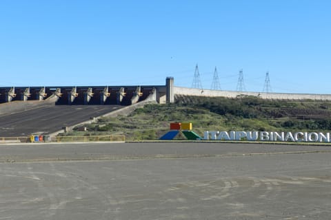 From Foz do Iguaçu: Itaipu Hydroelectric Dam Guided Tour