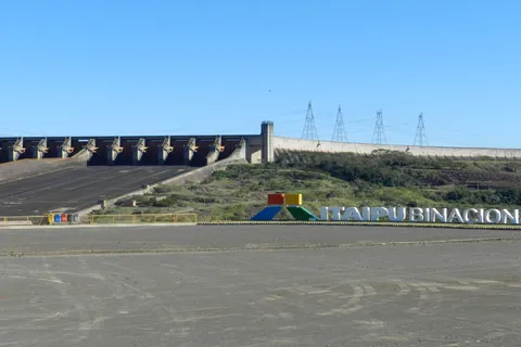 Foz de Iguazú: Visita Guiada a la Presa Hidroeléctrica de Itaipú