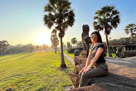 Siem Reap: Excursión de un día en grupo reducido a Angkor Wat y puesta de sol