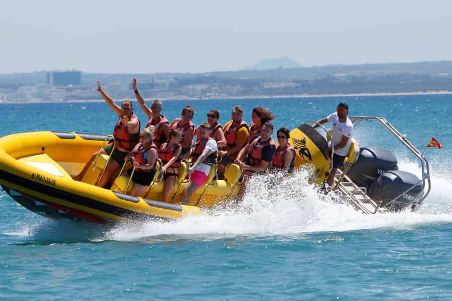 Alcudia: Schnellboottour durch den Norden Mallorcas & Hotelabholung. Foto: GetYourGuide
