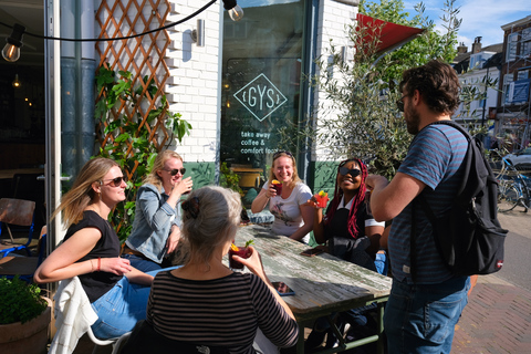 Utrecht: Guided Cycling Tour with Vegan Tastings & 2 Drinks