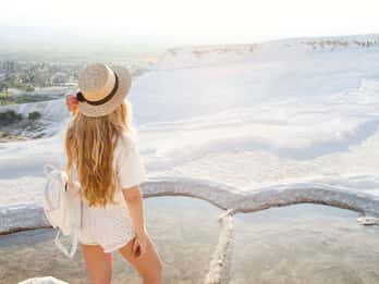 From Izmir: Guided Pamukkale Full-Day Tour with Lunch