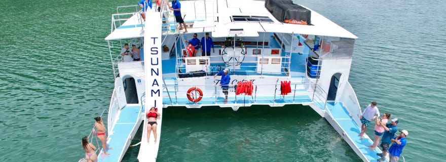 Flamingo, Guanacaste : Excursion en catamaran avec déjeuner et boissons