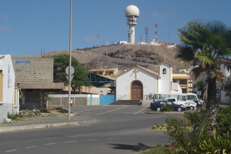 Stadstour Sal IslandRondleiding door de stad Santa Maria