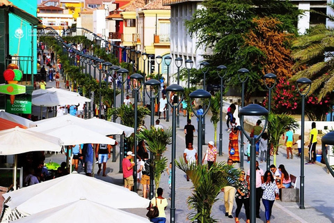 Recorrido por Sal Island CityVisita a la ciudad de Santa María